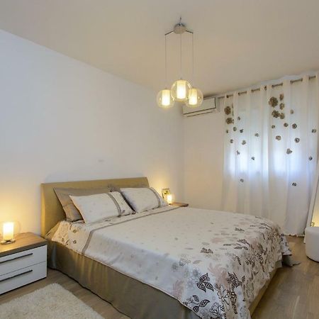 Sunrise App Apartment Trogir Exterior photo